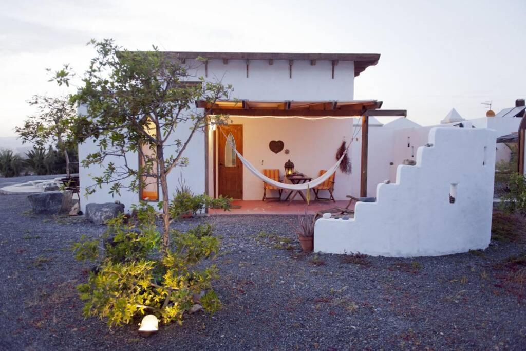 Romantica Fuego - Eco Retreat Finca Artis Tirma Tarajalejo Exteriér fotografie